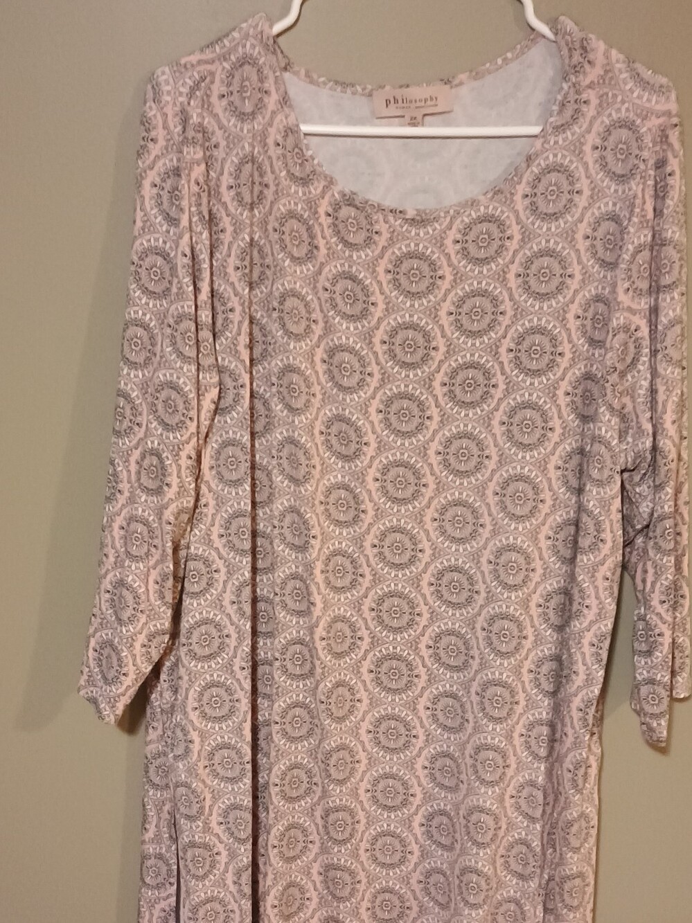 Philosophy Republic Clothing Women's Plus Size 2X Medallion Print Tunic